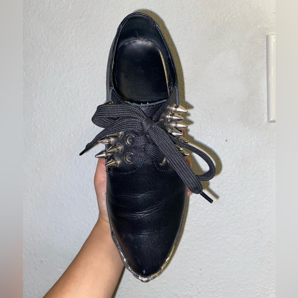 UNIF Grim Creepers; US size 5